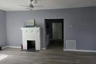 305 E Adalee St, Tampa, FL 33603 - Photo 2