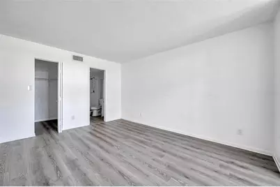 2049 Skimmer Court W #311, Clearwater, FL 33762 - Photo 22