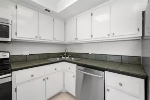800 S Gulfview Blvd, Clearwater, FL 33767 - Photo 8