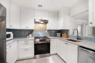 745 Bruce Ave, Clearwater Beach, FL 33767 - Photo 4