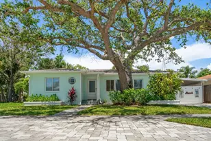 745 Bruce Ave, Clearwater Beach, FL 33767 - Photo 2