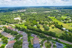 320 Roxbury Crossing Ct, Valrico, FL 33594 - Photo 40