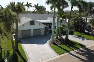 1837 Venetian Point Dr, Clearwater, FL 33755 - Photo 1