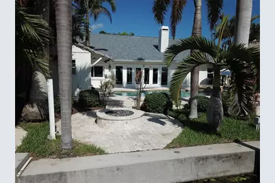 1837 Venetian Point Drive, Clearwater, FL 33755 - Photo 12