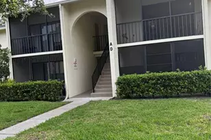 1400 Pine Glen Ln, Tarpon Springs, FL 34688 - Photo 2