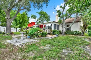 10732 Drummond Rd, Tampa, FL 33615 - Photo 14