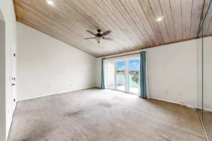 459 Haven Point Dr, Treasure Island, FL 33706 - Photo 42