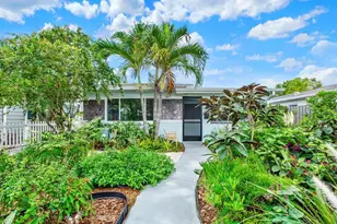 3654 Burlington Ave N, Saint Petersburg, FL 33713 - Photo 1