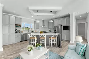 6924 Americana Dr NE, Saint Petersburg, FL 33702 - Photo 20