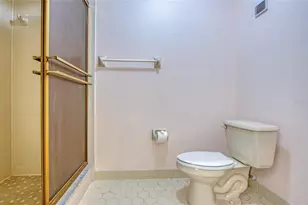 700 Starkey Rd, Largo, FL 33771 - Photo 38