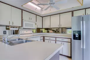 700 Starkey Rd, Largo, FL 33771 - Photo 4