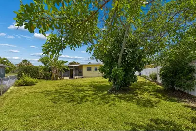 2110 Fairway Avenue S, Saint Petersburg, FL 33712 - Photo 46