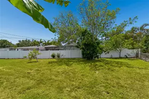 2110 Fairway Ave S, Saint Petersburg, FL 33712 - Photo 46