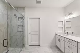 5352 Lowell Ave, Spring Hill, FL 34609 - Photo 6