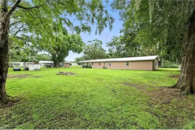 4708 Bugg Road, Plant City, FL 33567 - Photo 2