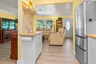 5501 Highland St S, Saint Petersburg, FL 33705 - Photo 10