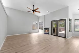 15846 Glenarn Dr, Tampa, FL 33618 - Photo 10