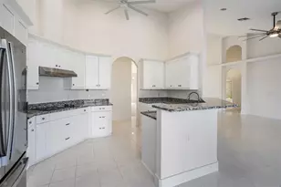 2127 Lagoon Dr, Dunedin, FL 34698 - Photo 6