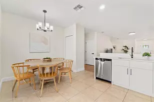 1112 Seminole Sky Dr, Ruskin, FL 33570 - Photo 6