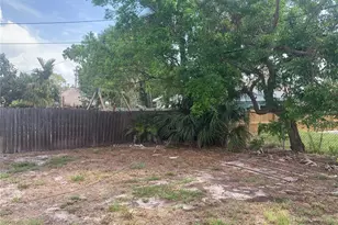 3927 Huntington St NE, Saint Petersburg, FL 33703 - Photo 6