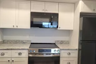 2617 Cove Cay Dr, Clearwater, FL 33760 - Photo 4