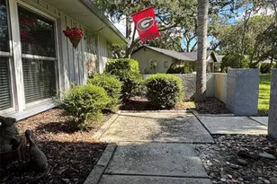 2309 Woodbend Cir, New Port Richey, FL 34655 - Photo 6