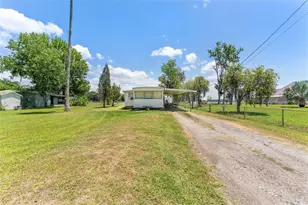 7558 Berkley Rd, Polk City, FL 33868 - Photo 4