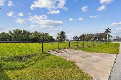 W Shell Point Road, Ruskin, FL 33570 - Photo 18
