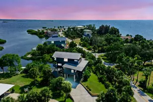 10701 Pine Island Dr, Weeki Wachee, FL 34607 - Photo 76