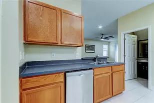 6101 Lanshire Dr, Tampa, FL 33634 - Photo 6