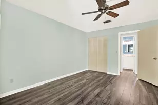 2960 59th St S, Gulfport, FL 33707 - Photo 14