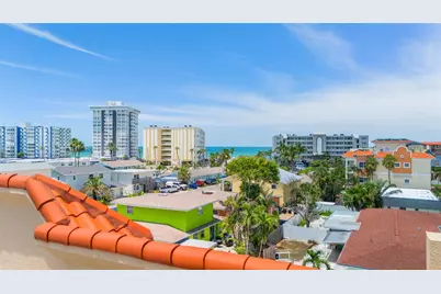 141 175th Avenue E, Redington Shores, FL 33708 - Photo 48