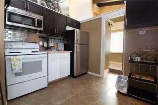112 119th Ave, Treasure Island, FL 33706 - Photo 8