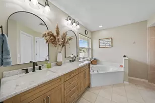2226 Charleston Park Dr, North Port, FL 34287 - Photo 20