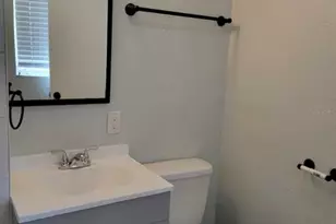 330 20th Ave S, Saint Petersburg, FL 33705 - Photo 8