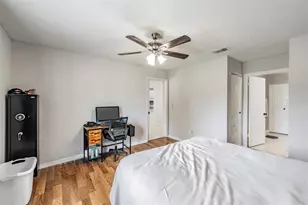 1209 Wild Feather Ln, Sun City Center, FL 33573 - Photo 18