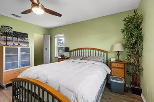 403 Fulham Ct, Sun City Center, FL 33573 - Photo 16