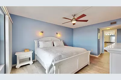 4900 Brittany Drive S #1011, Saint Petersburg, FL 33715 - Photo 12