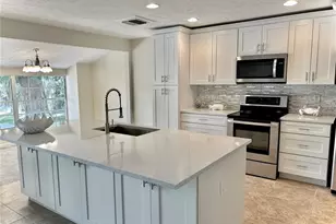 17017 Paula Ln, Lutz, FL 33558 - Photo 16