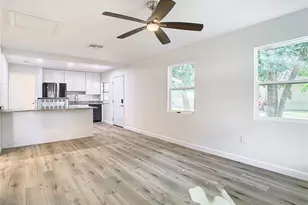 2101 E Ellicott St, Tampa, FL 33610 - Photo 6