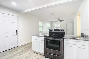 2101 E Ellicott St, Tampa, FL 33610 - Photo 8