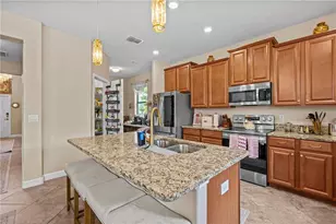 19418 Paddock View Dr, Tampa, FL 33647 - Photo 10