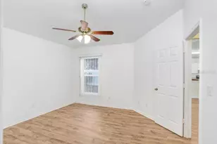517 Royal Ridge St, Valrico, FL 33594 - Photo 12