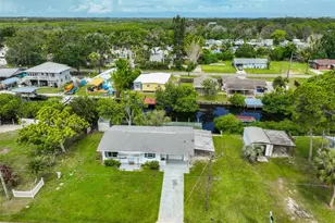 106 W North Branch Rd, Ruskin, FL 33570 - Photo 1