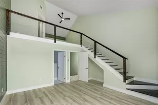 120 1st St E, Tierra Verde, FL 33715 - Photo 6