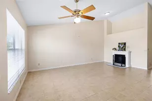 2231 Utopian Dr E, Clearwater, FL 33763 - Photo 4
