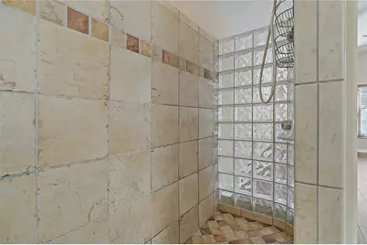 8211 Canyon Creek Way, Tampa, FL 33647 - Photo 18