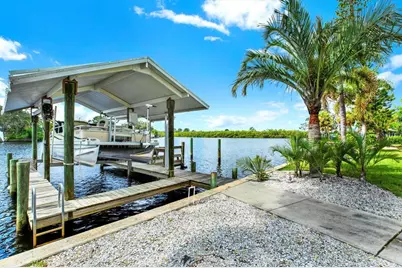 102 W North Branch Road, Ruskin, FL 33570 - Photo 4