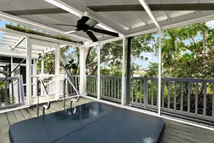 102 W North Branch Rd, Ruskin, FL 33570 - Photo 18