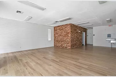 4426 5th Street W, Bradenton, FL 34207 - Photo 6